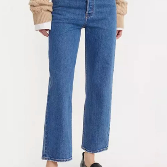 Levi's Ribcage Straight Jeans - Picture 2 of 8